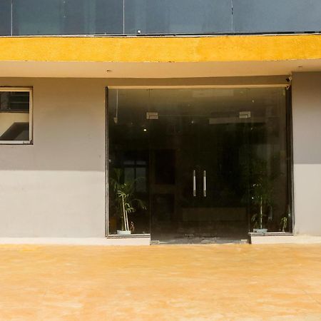 فندق Super Townhouse Sector 69 غورغاون المظهر الخارجي الصورة